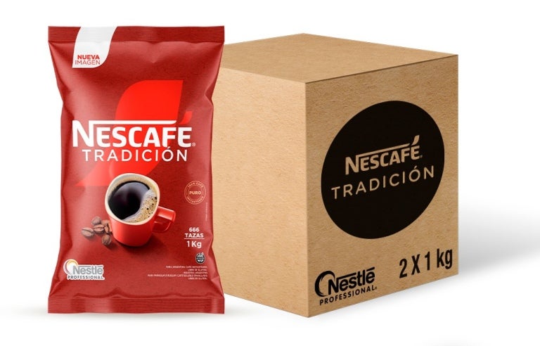 rente de pack rojo de café instantáneo NESCAFÉ Tradición, etiquetado 1 kg junto a caja