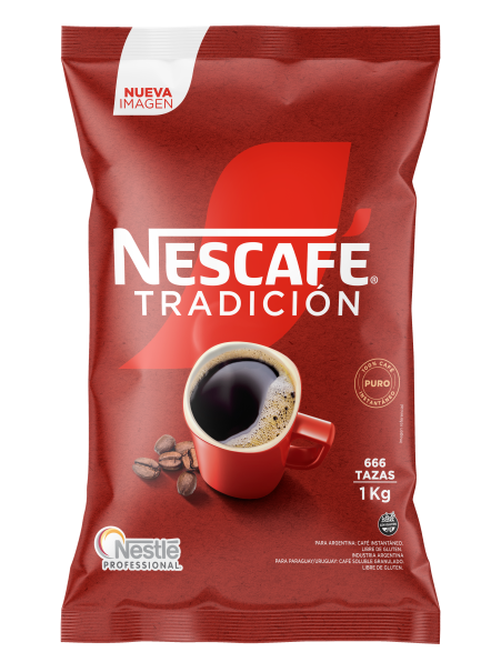 Frente de pack rojo de café instantáneo NESCAFÉ Tradición con imagen de una taza de café y granos, etiquetado 1 kg